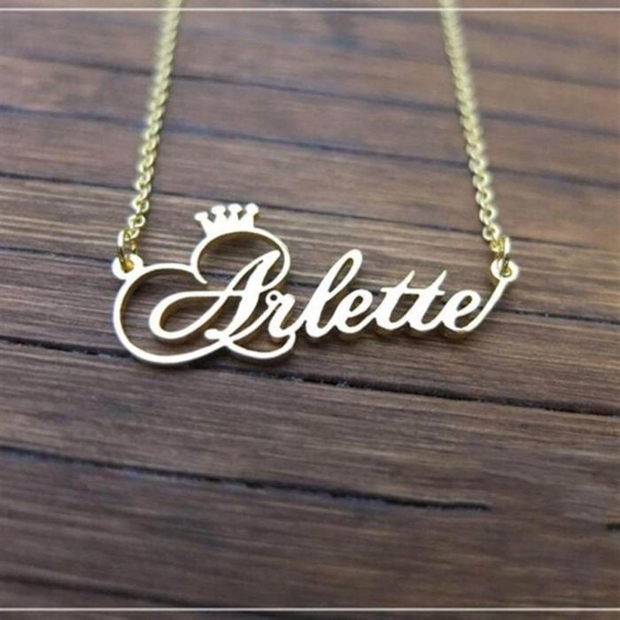 Collar con nombre chapado en oro / oro blanco / oro rosa personalizado con nombre, letra y iniciales - My Design List - Español - 1