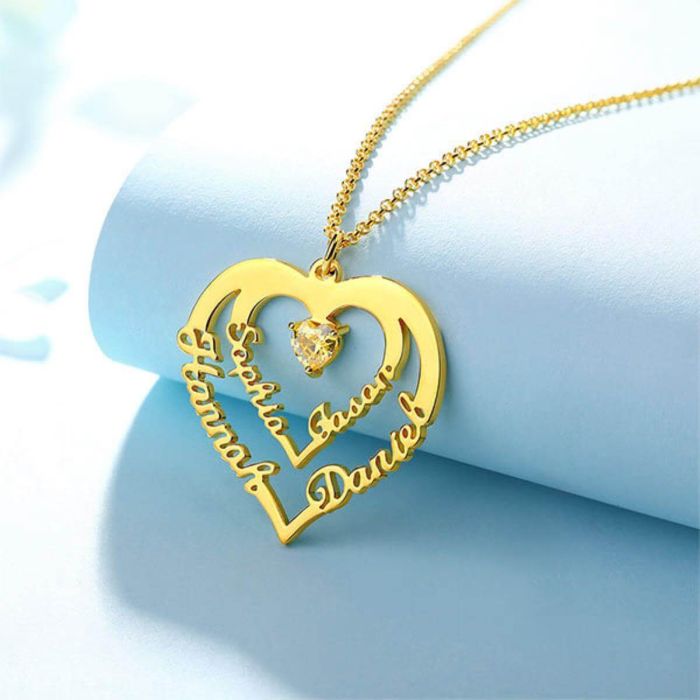 Collar de corazón de plata de ley 925 con 1 piedra de nacimiento y 4 nombres personalizado con nombre, iniciales y letra - My Design List - Español - 1