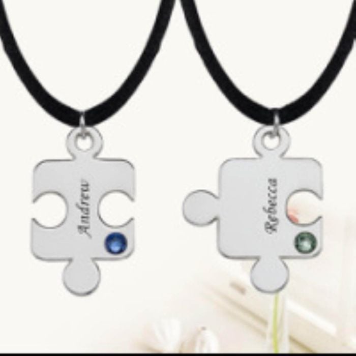 Personalisierte Paar-Halskette aus Kupfer / Sterlingsilber 925 mit Gravur und Geburtsstein mit Buchstaben, Initialen und Namen - My Design List - Deutsch - 1 Personalisierte Paar-Halskette aus Kupfer / Sterlingsilber 925 mit Gravur und Geburtsstein mit Buchstaben, Initialen und Namen - My Design List - Deutsch - 1