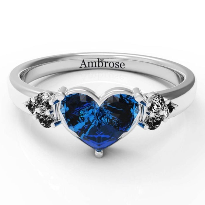 Anillo de plata de ley 925 con diamantes grabados y piedra de nacimiento personalizado con nombre, letra y iniciales - My Design List - Español - 1