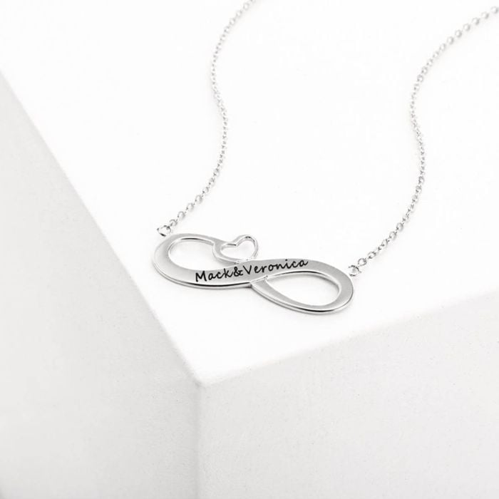 Collar infinito de corazón grabado chapado en oro rosa / plata / oro personalizado con nombre, iniciales y letra - My Design List - Español - 1