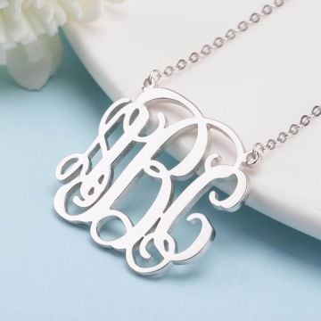 Collar de plata de ley 925 con monograma de 3 iniciales en cursiva personalizado con nombre, letra e iniciales