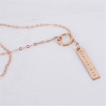 Collar de Barra Grabada en Plata de Ley 925 personalizado con nombre, iniciales y letra