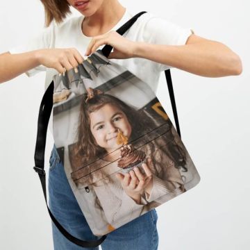 Mochila con cordón y bolsillo personalizado con foto y letra
