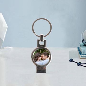 Llavero en forma de reloj personalizado con foto y letra